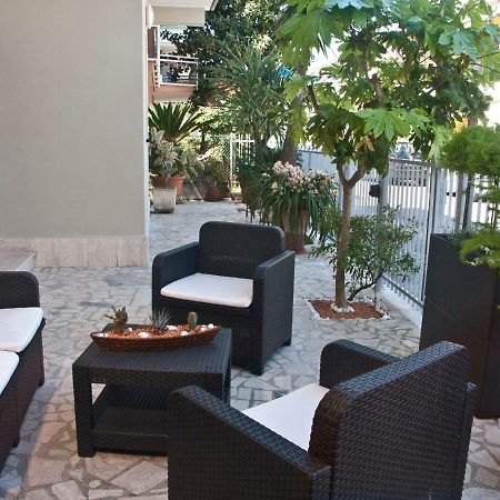 Alba D'Abruzzo Bed&Breakfast Alba Adriatica Exterior foto